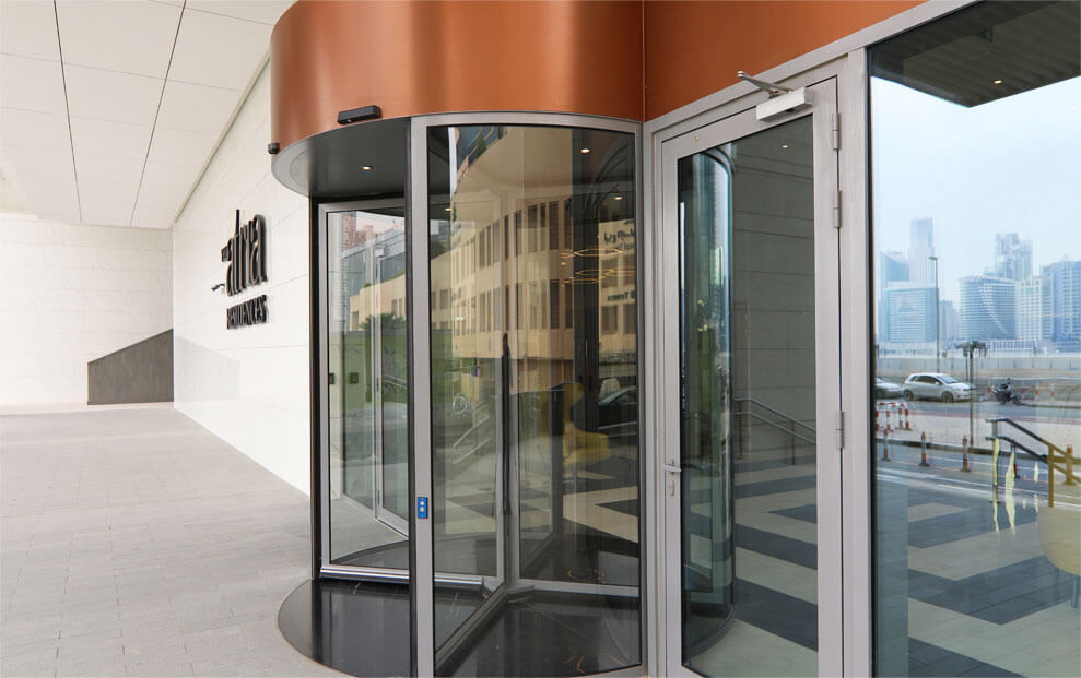 Automatic and manual folding doors in uae